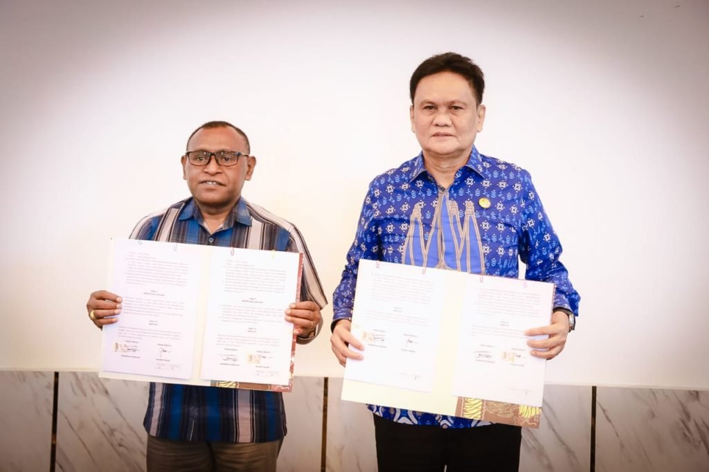 Tanda tangani MoU dengan UPT PLN Persero UP3 Parepare, Bupati Barru sebut Bentuk Upaya Bersama Mengakselerasi Pelaksanaan Program Kerja Pemerintah