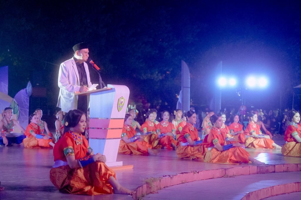 Buka MTQ XXXVI Tingkat Kab.Barru dan FBTB XIII Tahun 2024, Bupati Barru Harap Terwujud Nilai Budaya yang Sejalan dengan Nilai Al Qur'an