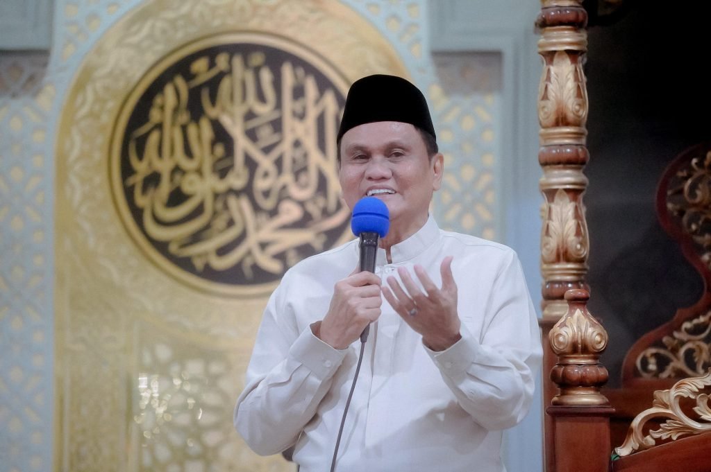 Tarwih Ketiga, Bupati Barru Safari Ramadhan di Masjid Jami Annur Desa Lampoko