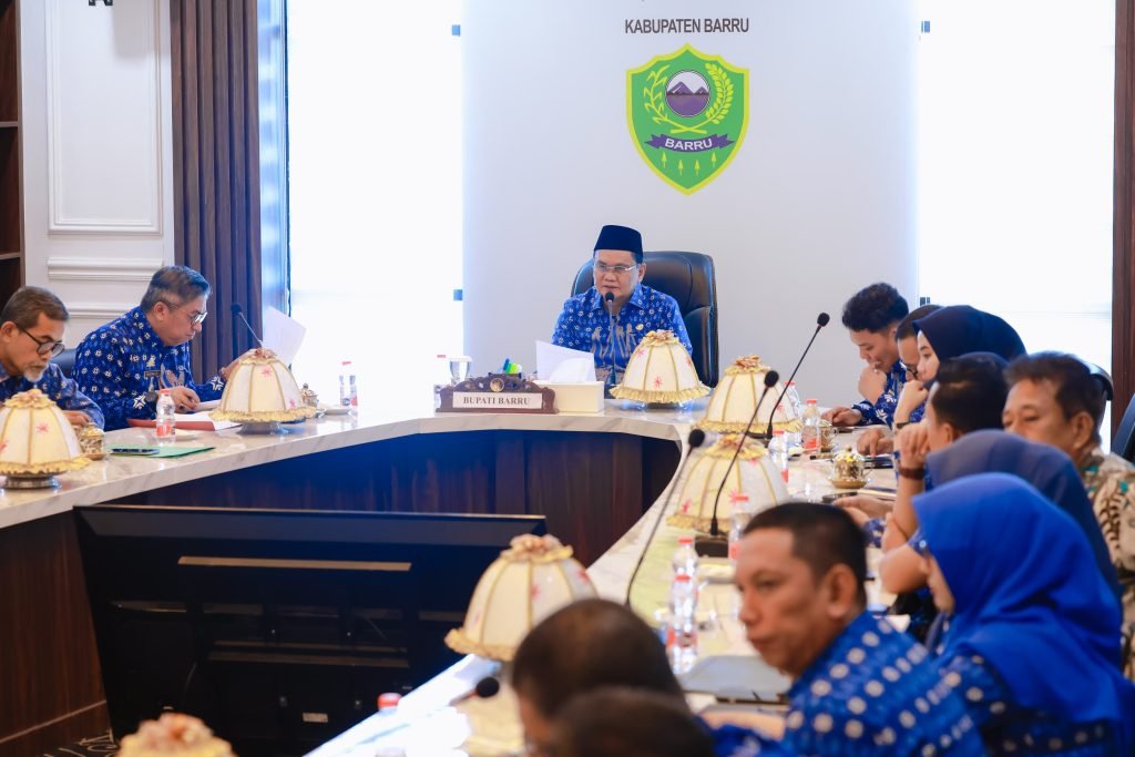 Bupati Barru Pmpin Rapat Evaluasi PAD Triwulan II Tahun 2024