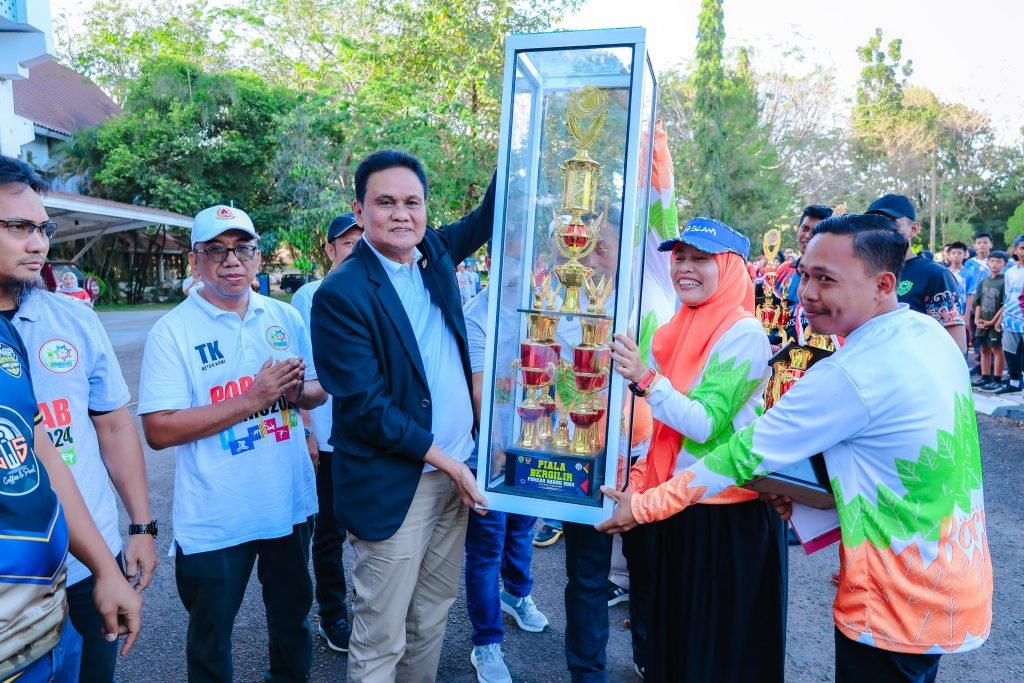 Bupati Barru Secara Resmi Tutup Porkab Barru 2024