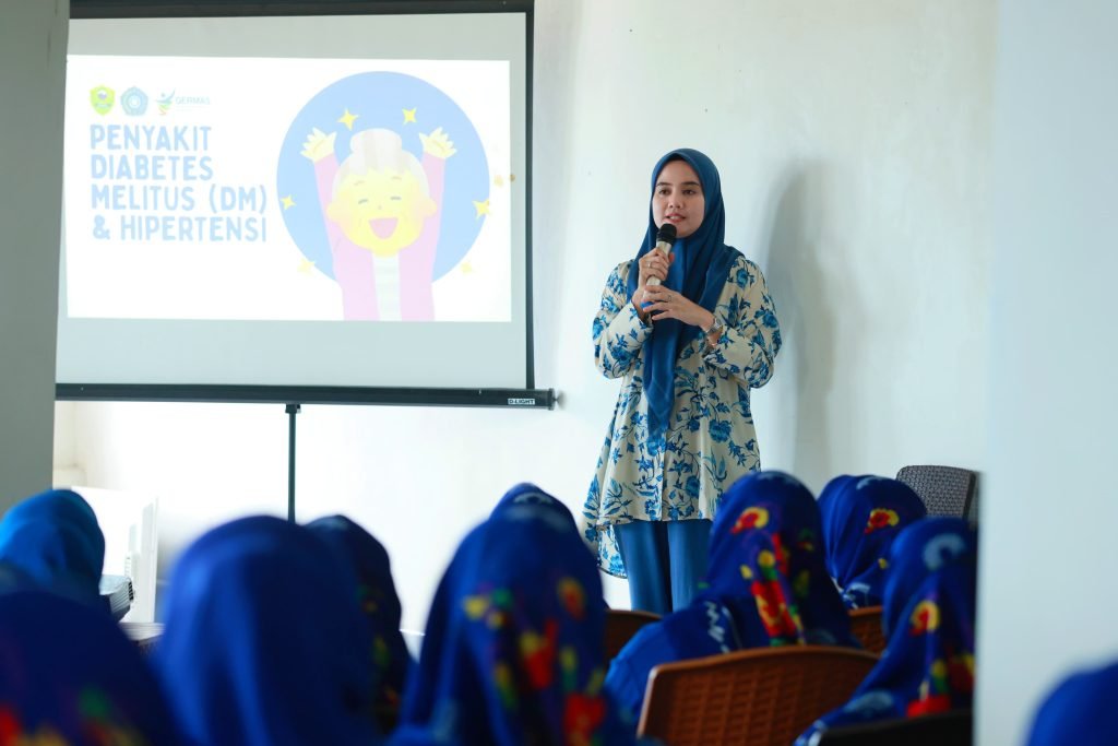 Dokter Ulfah Beri Edukasi Pada Peserta Prolanis