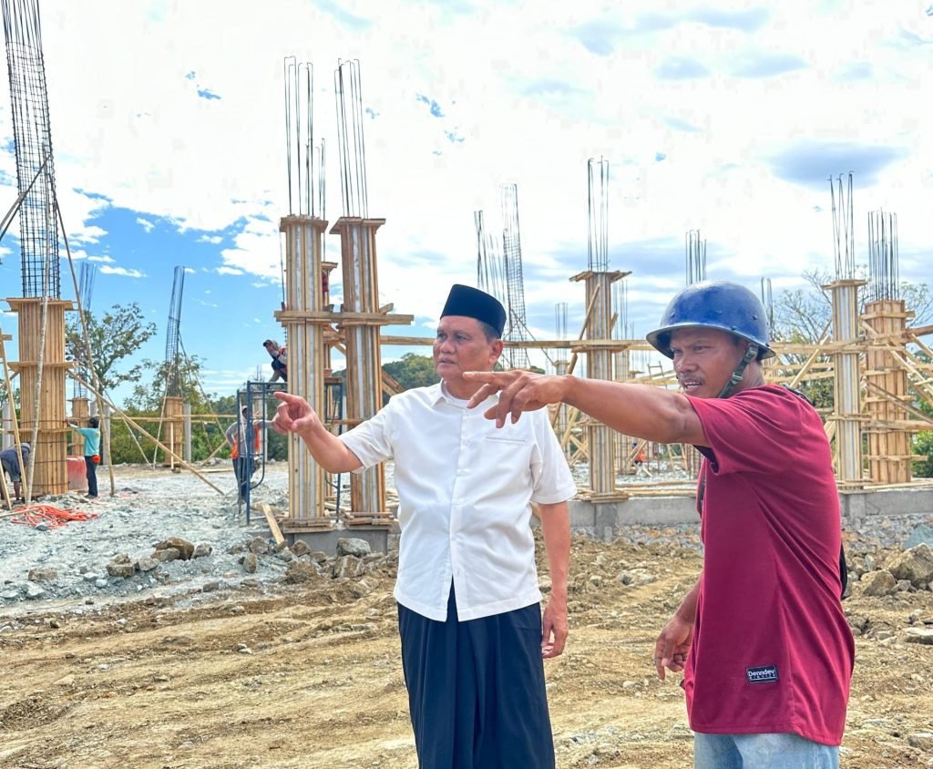 Bupati Barru Pantai Perkembangan Pembangunan Masjid Raya Kab. Barru