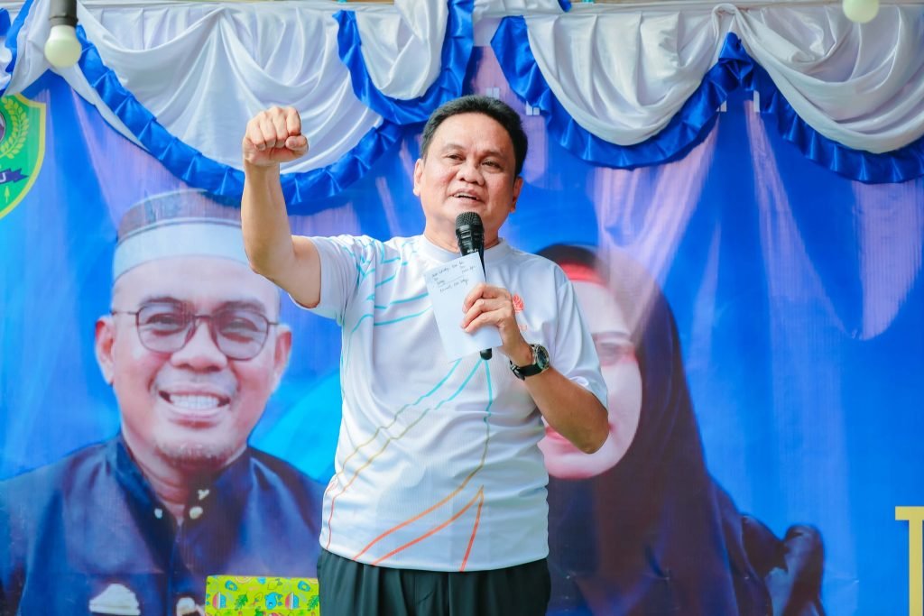 Hadiri semarak Hari Jadi Deloteng Ke-64, Bupati Barru sebut Deloteng Selalu Terdepan