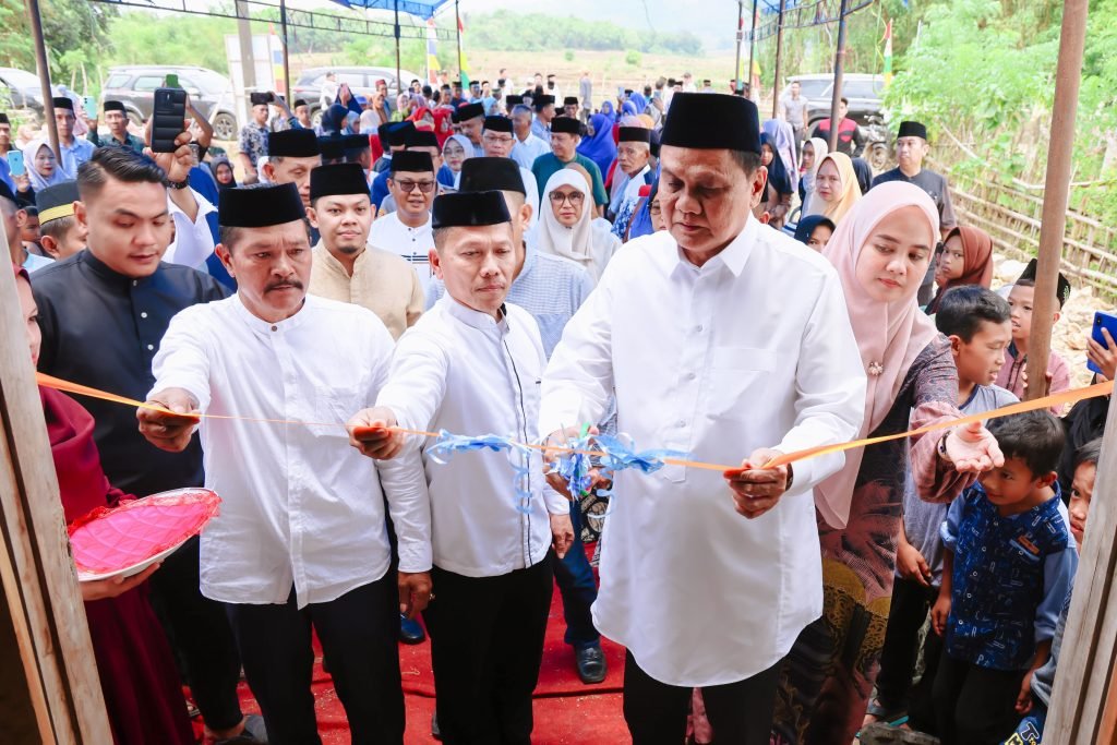 Resmikan Masjid Baburrahman, Suardi Saleh Apresiasi Warga Dusun Pising