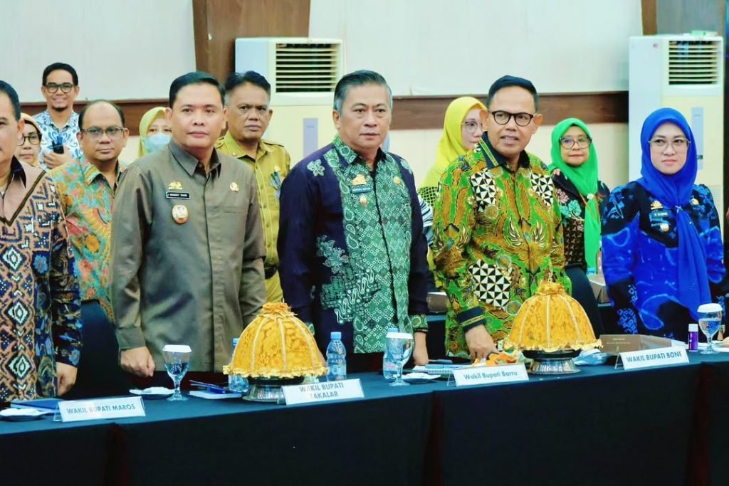 Wakil Bupati Barru Abustan A. Bintang menghadiri High Level Meeting