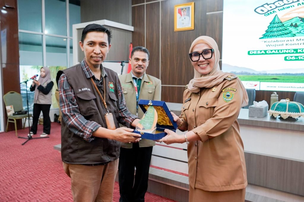 Bupati Barru Menerima Rombongan Siswa Peserta Village Observation Angkatan XII dari SMA Islam Athira Bukit Baruga