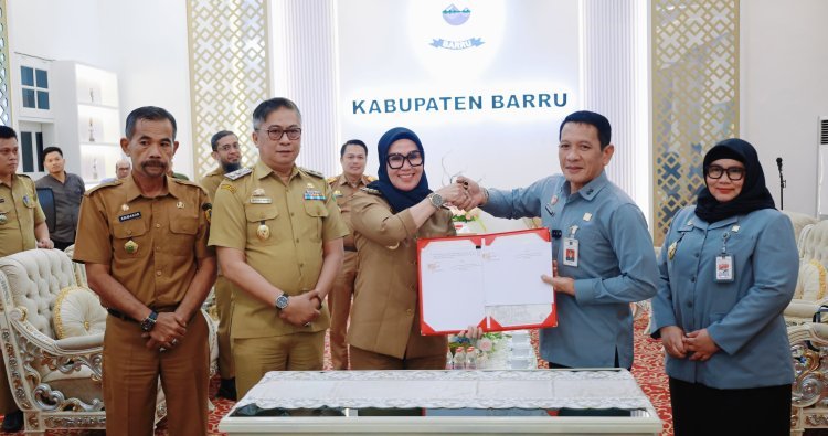 Pemkab Barru bersama Kanwil Kemenkumham Sulsel resmi menandatangani Nota Kesepakatan (MoU)