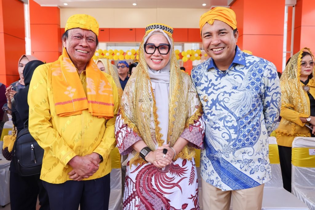 Solidaritas Antar Daerah, Bupati Barru Ikut Meriahkan HUT ke-17 Kabupaten Sigi